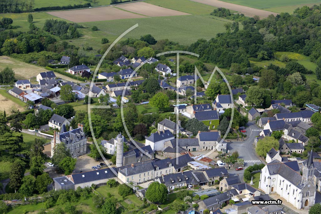 Photo arienne de Saint-Saturnin-sur-Loire