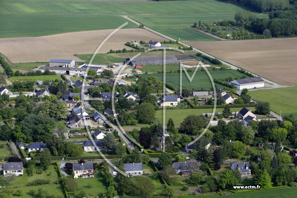 Photo arienne de Saint-Saturnin-sur-Loire (la Gaignardire)