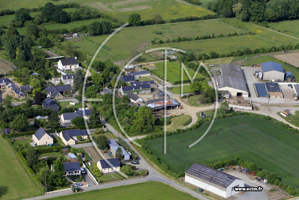 Photo arienne de Saint-Saturnin-sur-Loire (la Gaignardire)
