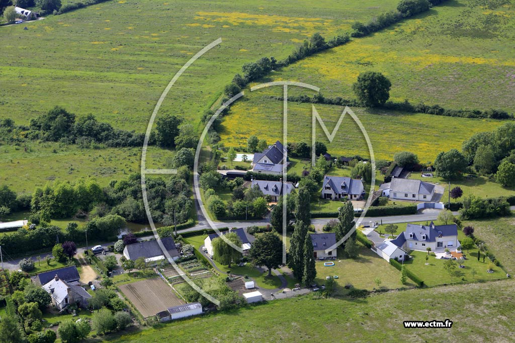 Photo arienne de Soulaines-sur-Aubance (la Chapelle)