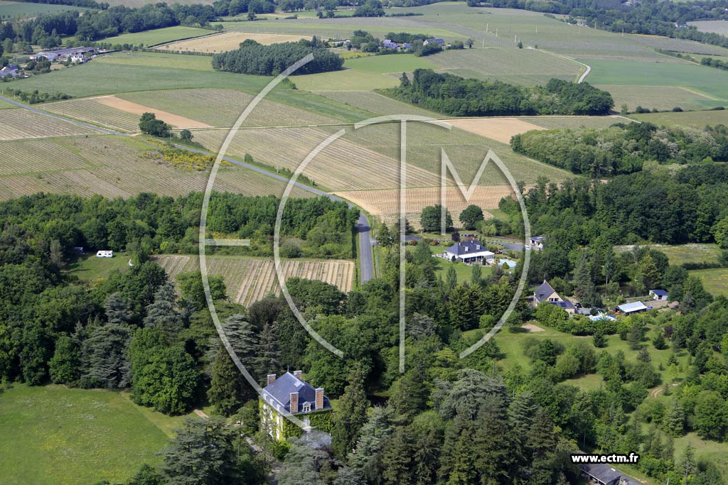 Photo arienne de Vauchrtien (les Charbotires)