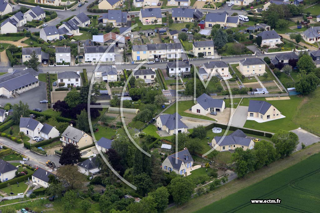 Photo arienne de Le Bourg-d'Ir