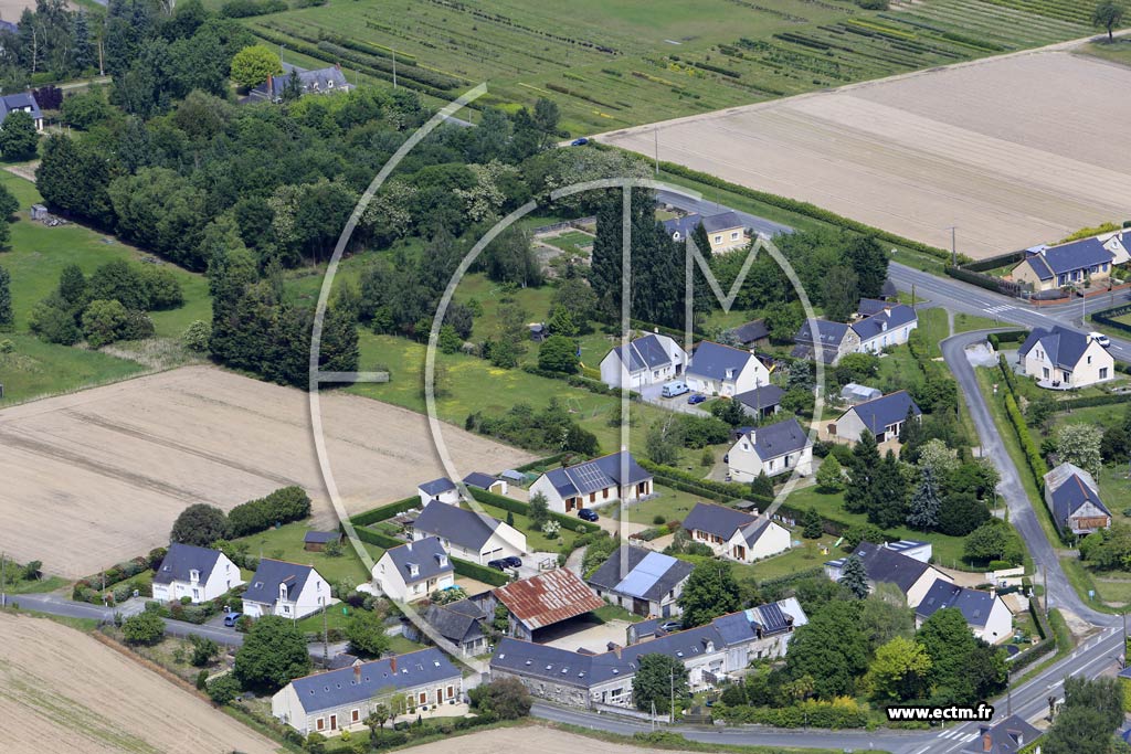 Photo arienne de Brain-sur-l'Authion (la Croix Combeau)