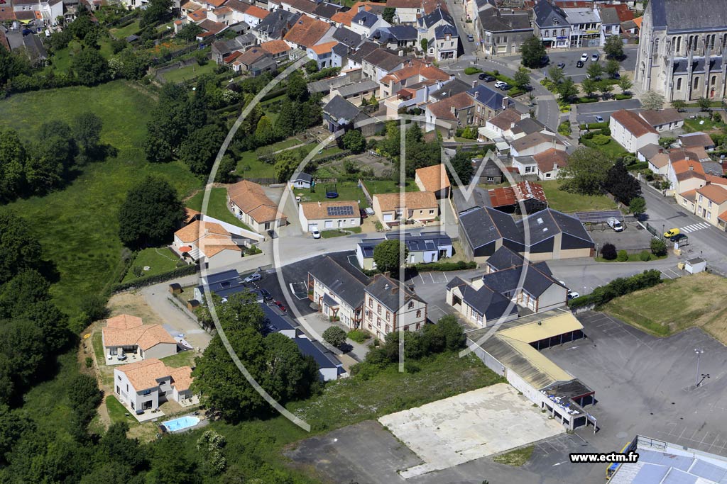 Photo arienne de Saint-Pre-en-Retz
