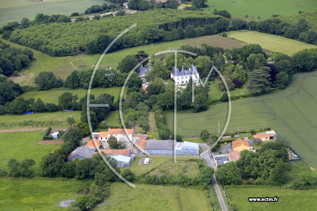 Photo arienne de Saint-Pre-en-Retz (la Pinelais)