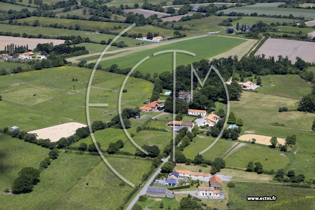 Photo arienne de Saint-Viaud (le Quarteron)