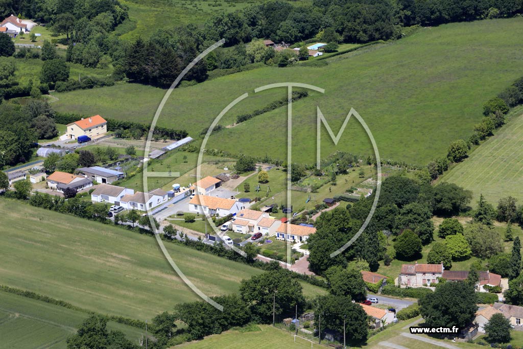 Photo arienne de Vue (la Claverie)