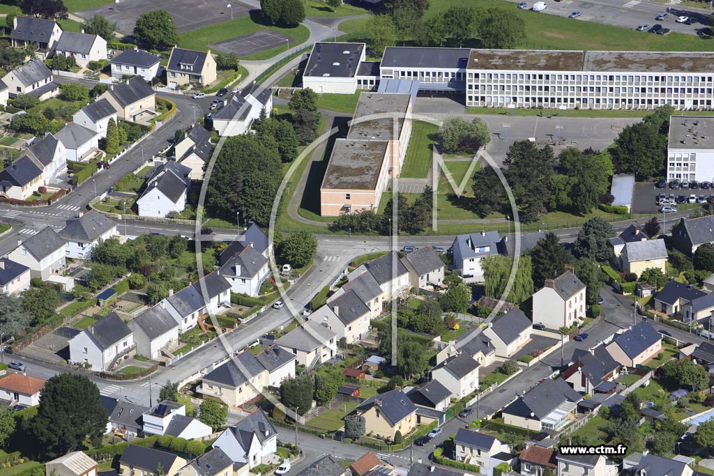 Photo arienne de Chteaubriant (la Ville aux Roses)