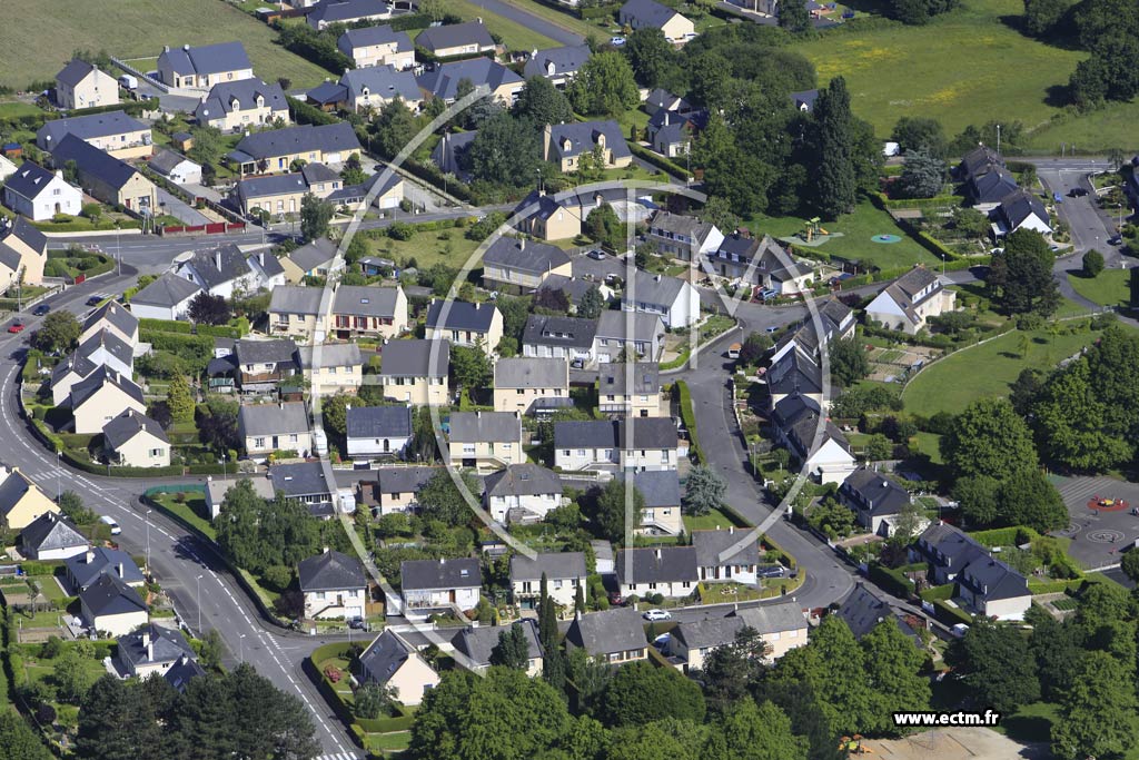 Photo arienne de Chteaubriant (la Ville aux Roses)