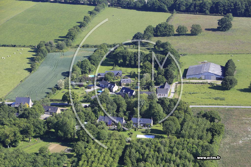 Photo arienne de Villepot (le Haut Ballan)