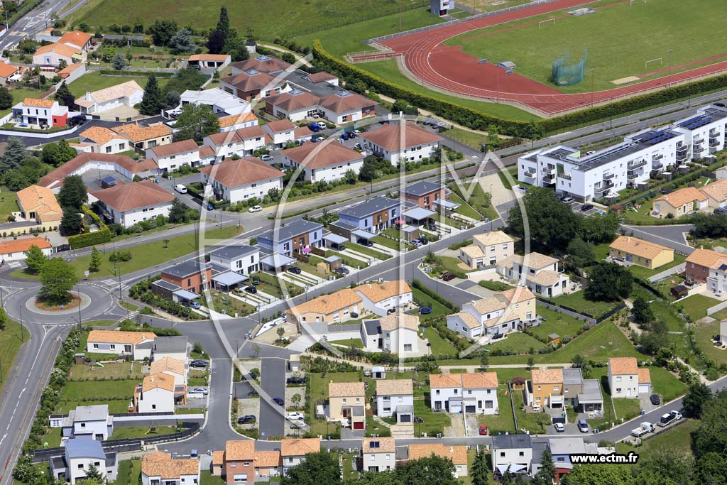 Photo arienne de Bouaye (le Tour)