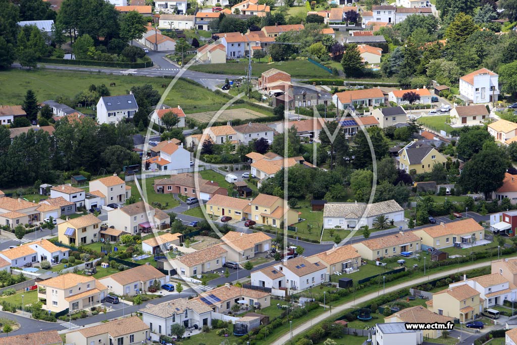 Photo arienne de Bouguenais (les Champs de Bougon)