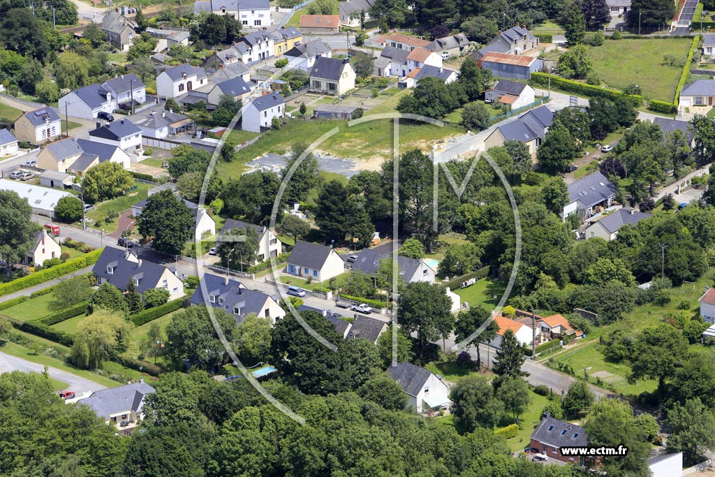 Photo arienne de Saint-tienne-de-Montluc (les Communaux)