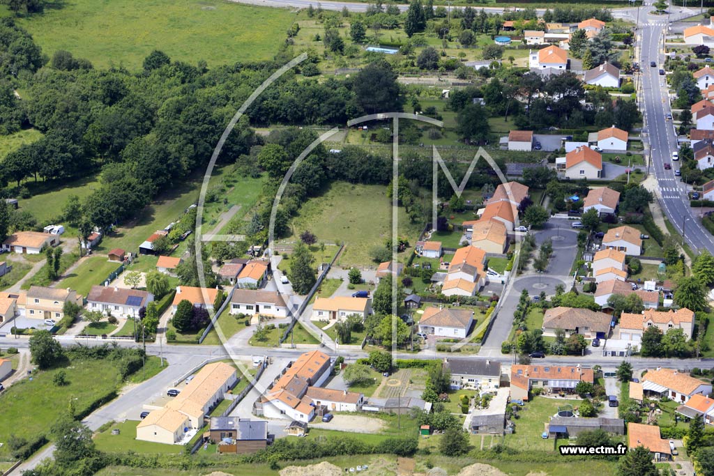 Photo arienne de Saint-Jean-de-Boiseau (la Croix Truin)