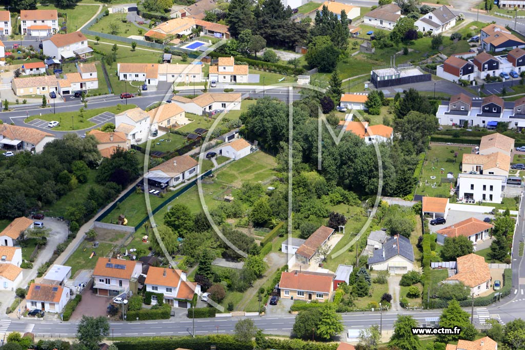 Photo arienne de Saint-Jean-de-Boiseau (la Croix Truin)
