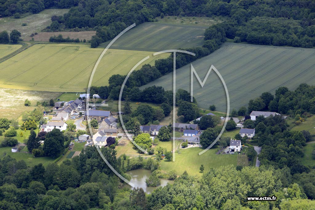 Photo arienne de La Chapelle-de-Brain (la Gavenais)
