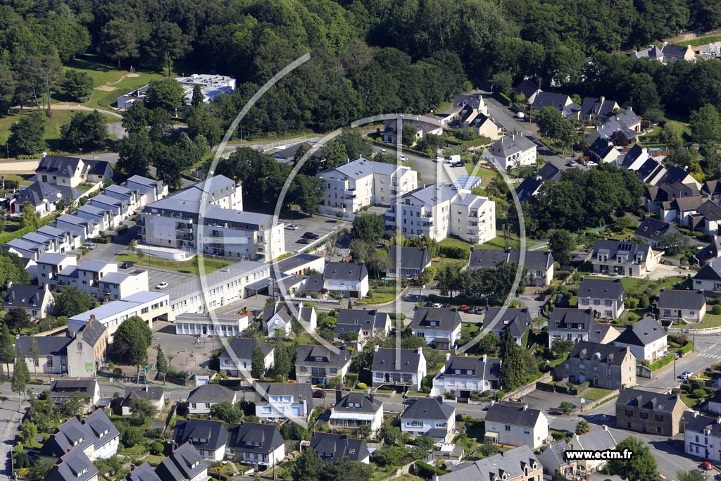 Photo arienne de Saint-Av