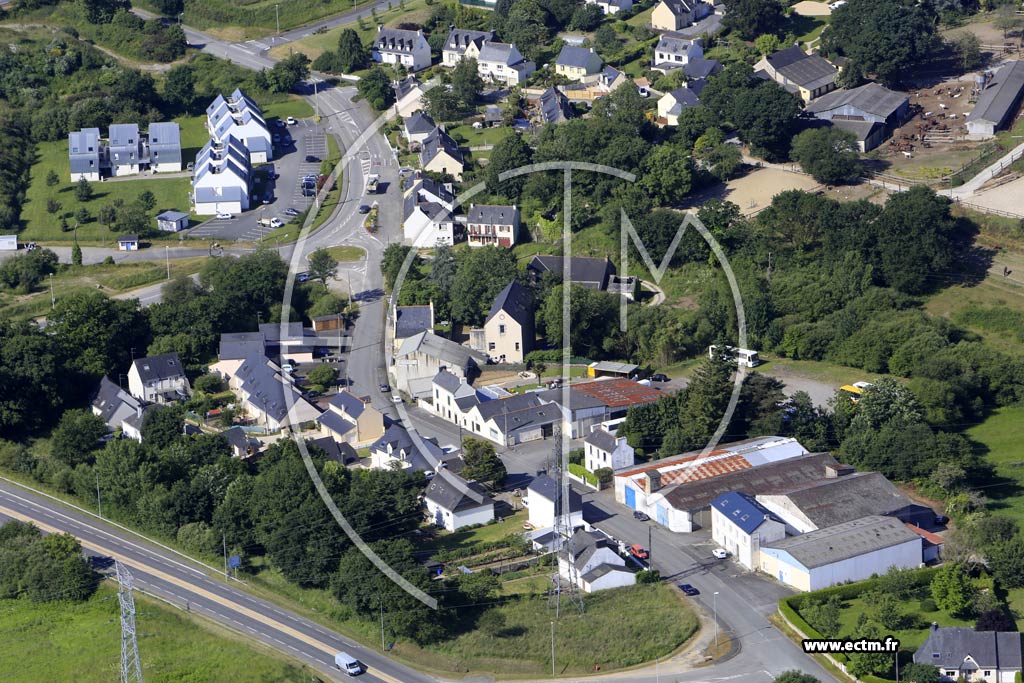 Photo arienne de Saint-Av (la Briqueterie)
