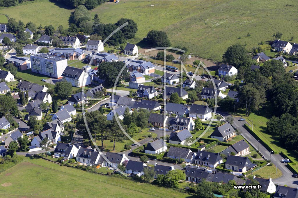 Photo arienne de Saint-Av (Le Poteau)