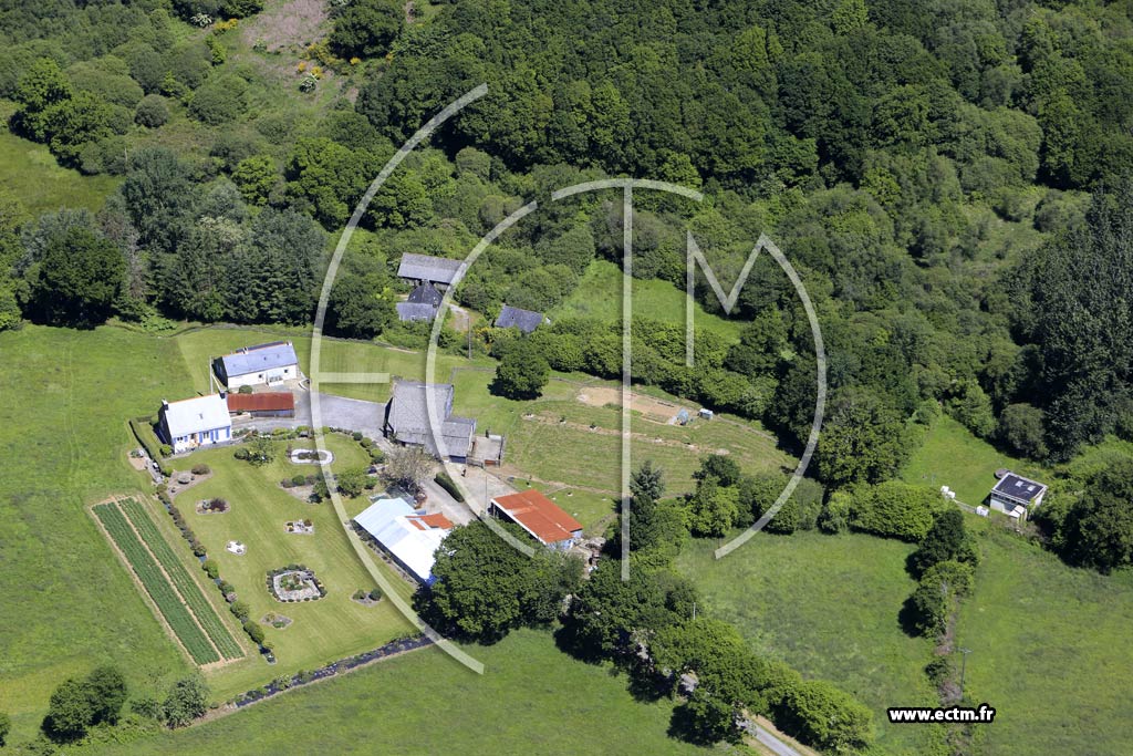 Photo arienne de Gourin (le Moulin de Conveau)