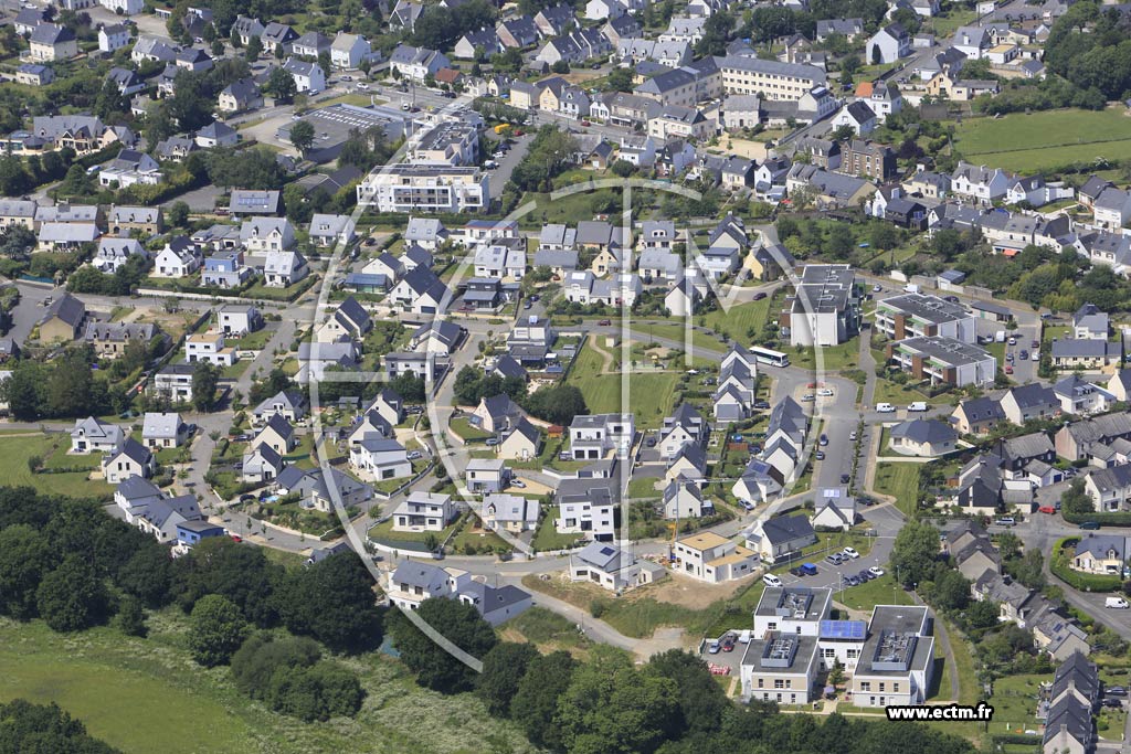 Photo arienne de Auray (Kerudo)