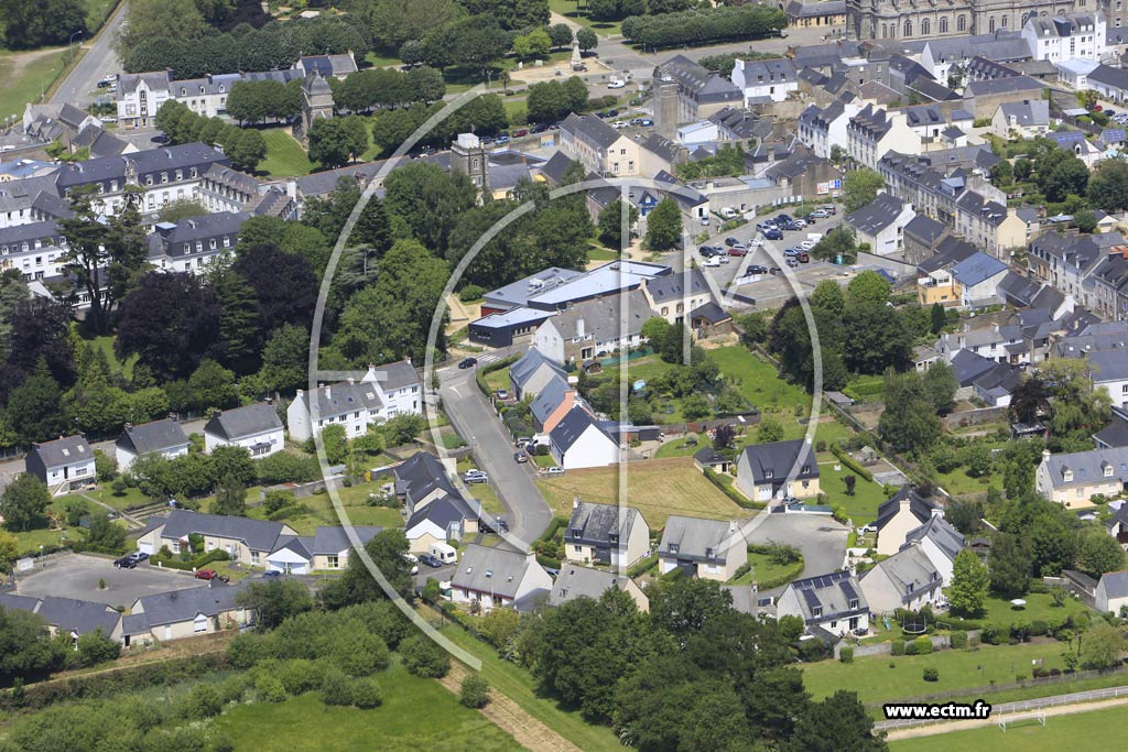 Photo arienne de Sainte-Anne-d'Auray