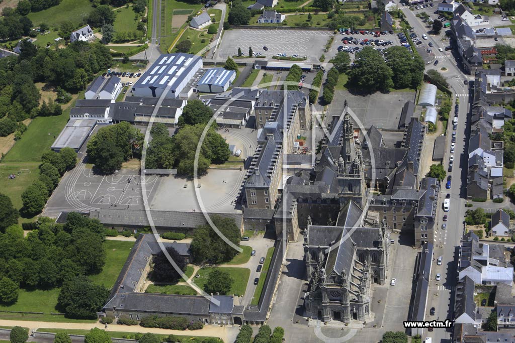 Photo arienne de Sainte-Anne-d'Auray (Guern Guignec)