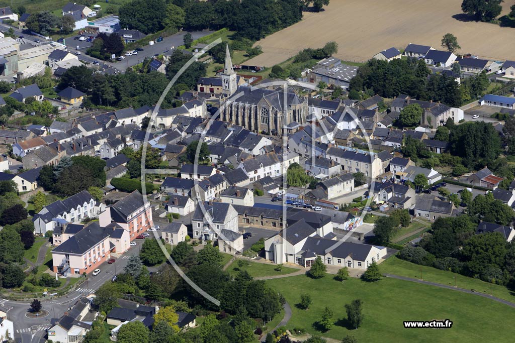 Photo arienne de Fay-de-Bretagne