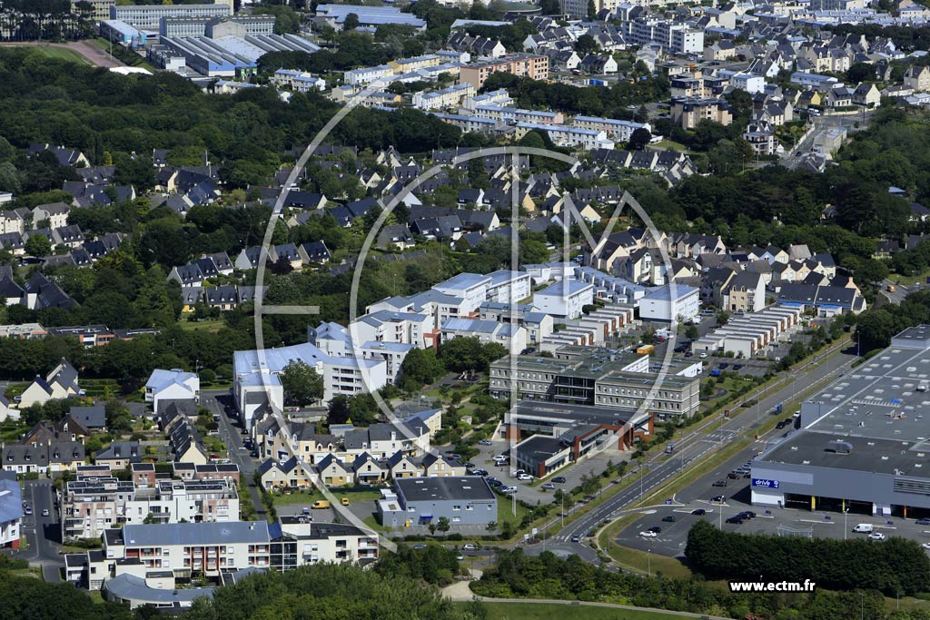 Photo arienne de Brest (le Polygone)