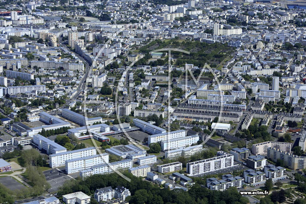 Photo arienne de Brest (Petit Kerzu)