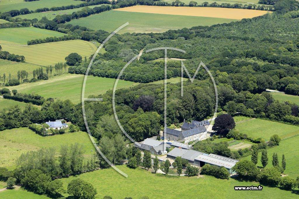 Photo arienne de Plabennec (Manoir du Rest)