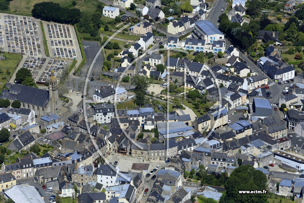 Photo arienne de Saint-Renan
