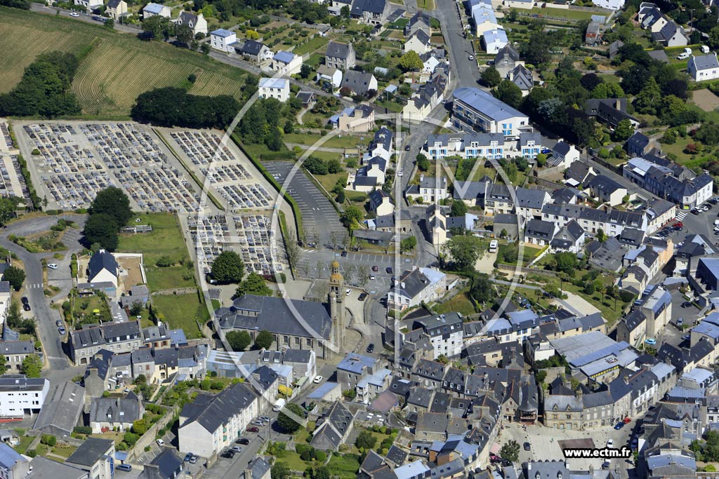 Photo arienne de Saint-Renan