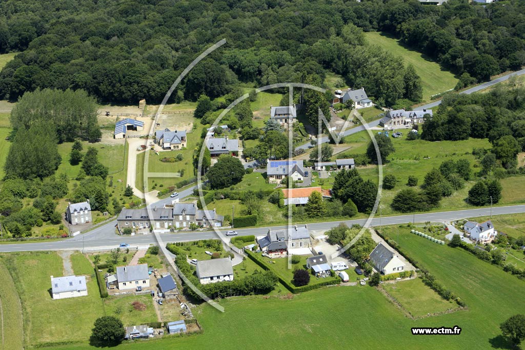 Photo arienne de Saint-Cast-le-Guildo (les Landes de la Brousse)