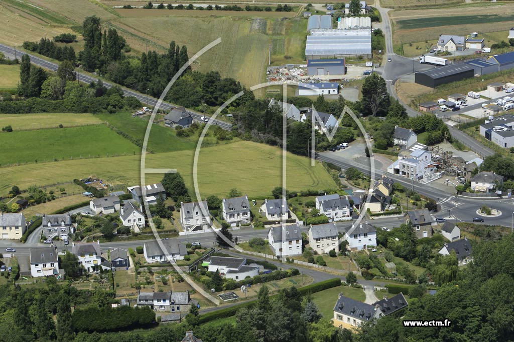 Photo arienne de Yffiniac (le Chemin No)