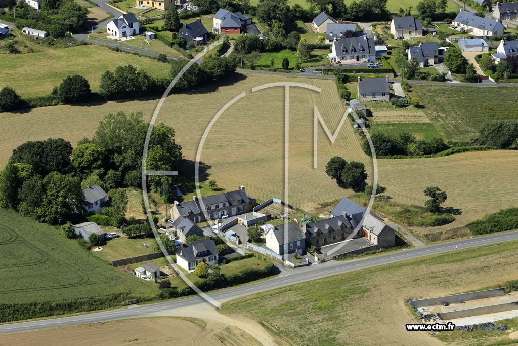 Photo arienne de Plaine-Haute (les Noyers)