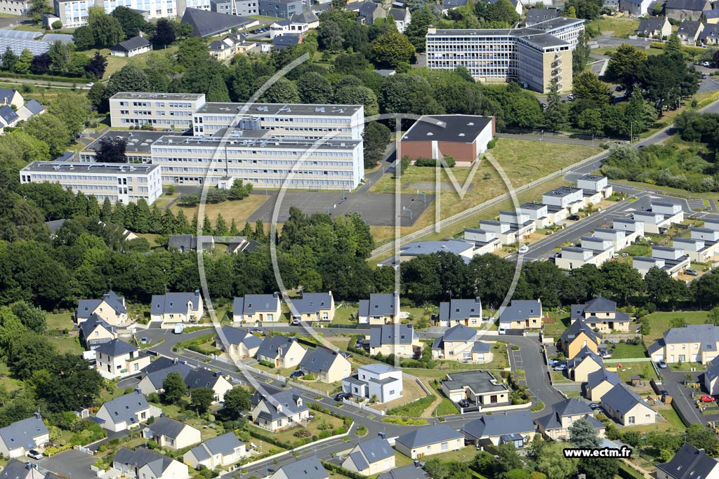Photo arienne de Saint-Brieuc (le Vau Gicquel)