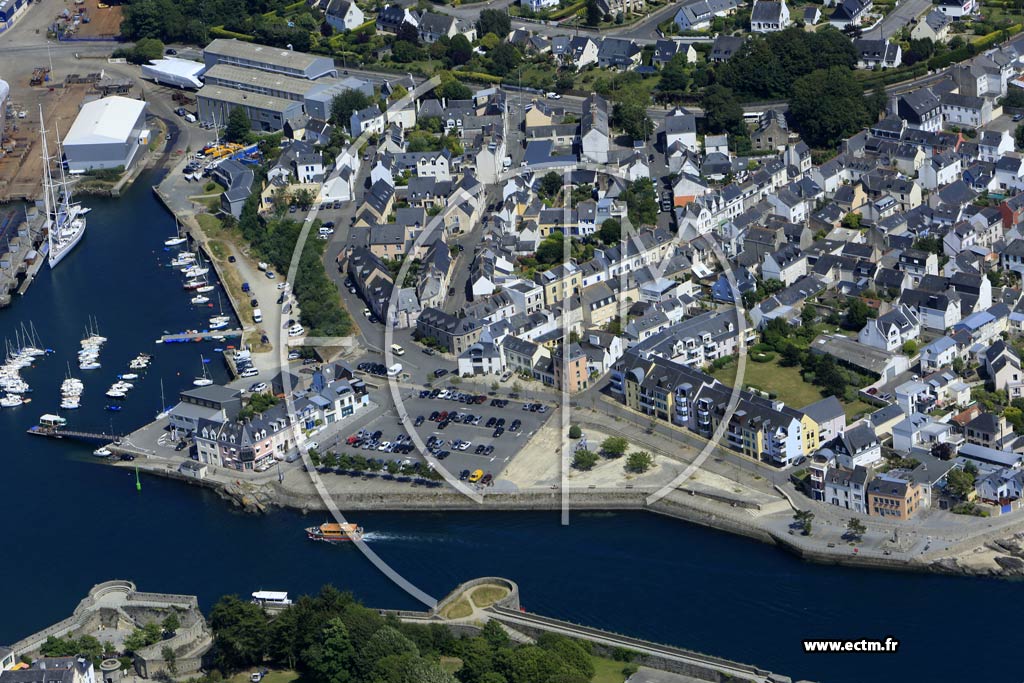 Photo arienne de Concarneau (Kerancalvez)
