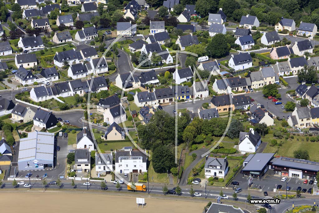 Photo arienne de Concarneau (Kergoben)