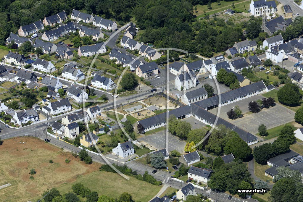 Photo arienne de Concarneau (Lanriec)
