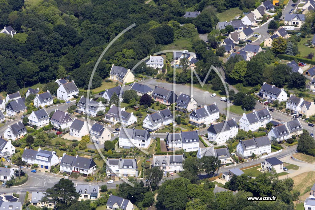 Photo arienne de Concarneau (le Lin)