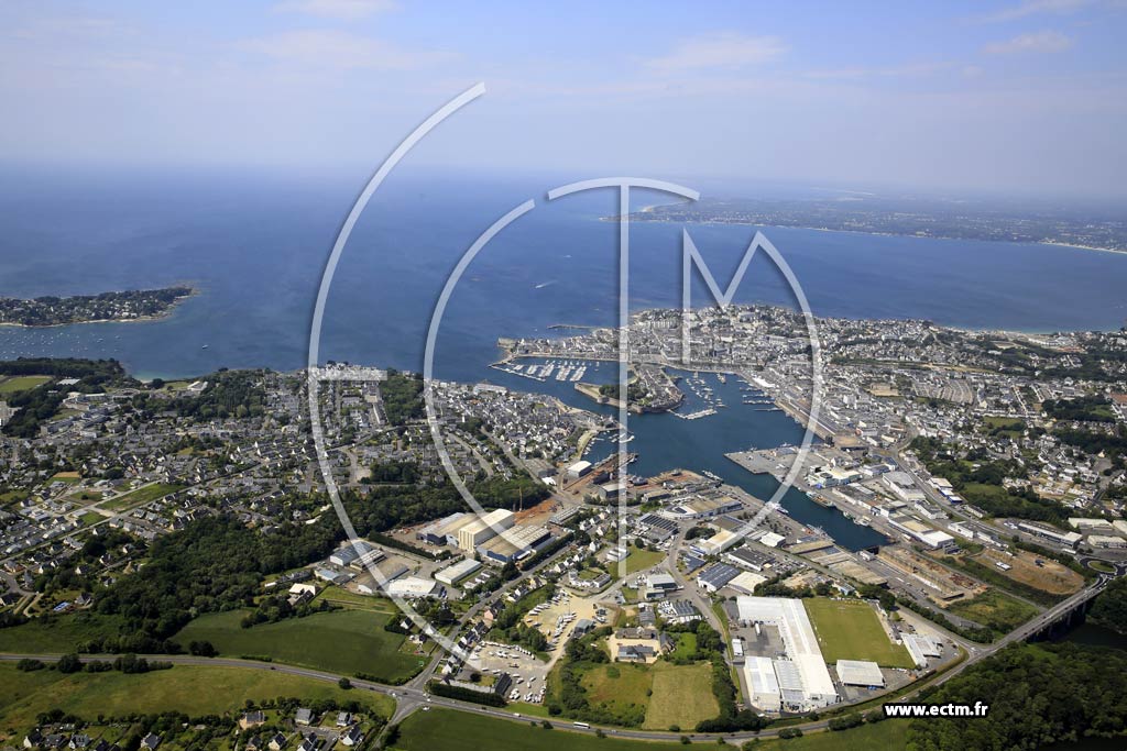 Photo arienne de Concarneau (Port - la Ville Close)