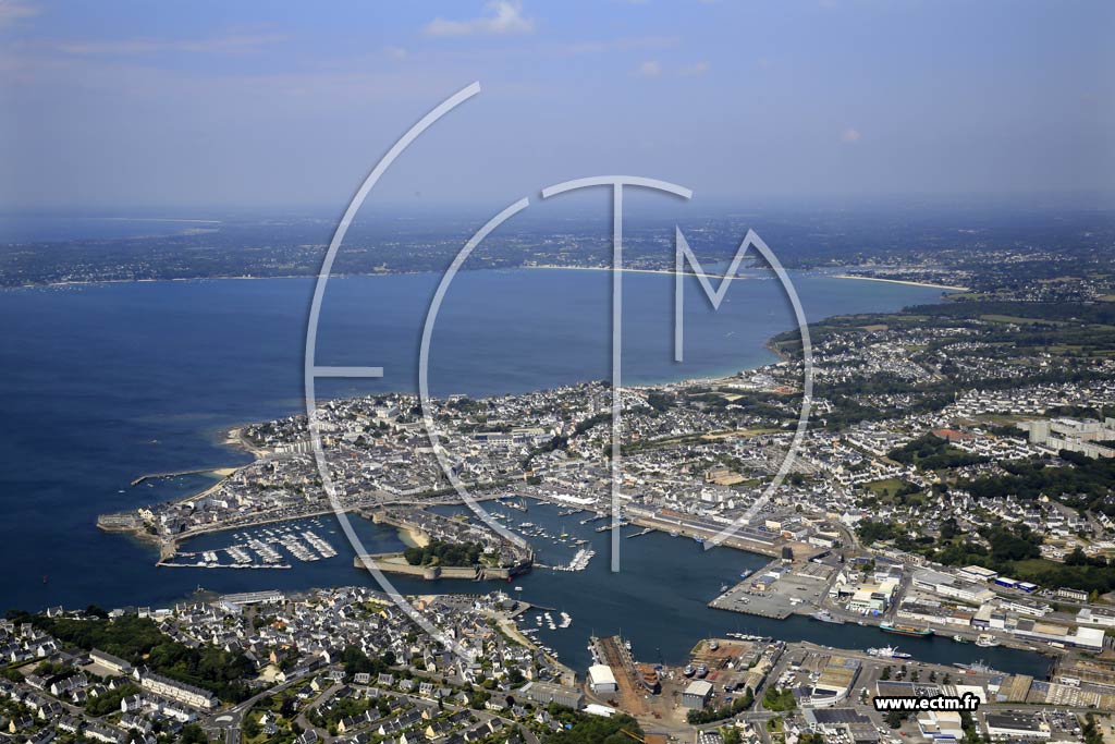 Photo arienne de Concarneau (Port - la Ville Close)