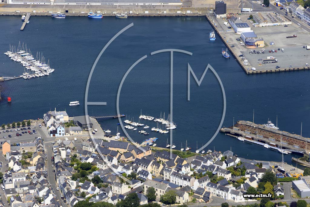 Photo arienne de Concarneau (Port)
