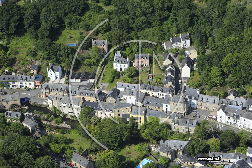 Photo arienne de Pont-Aven