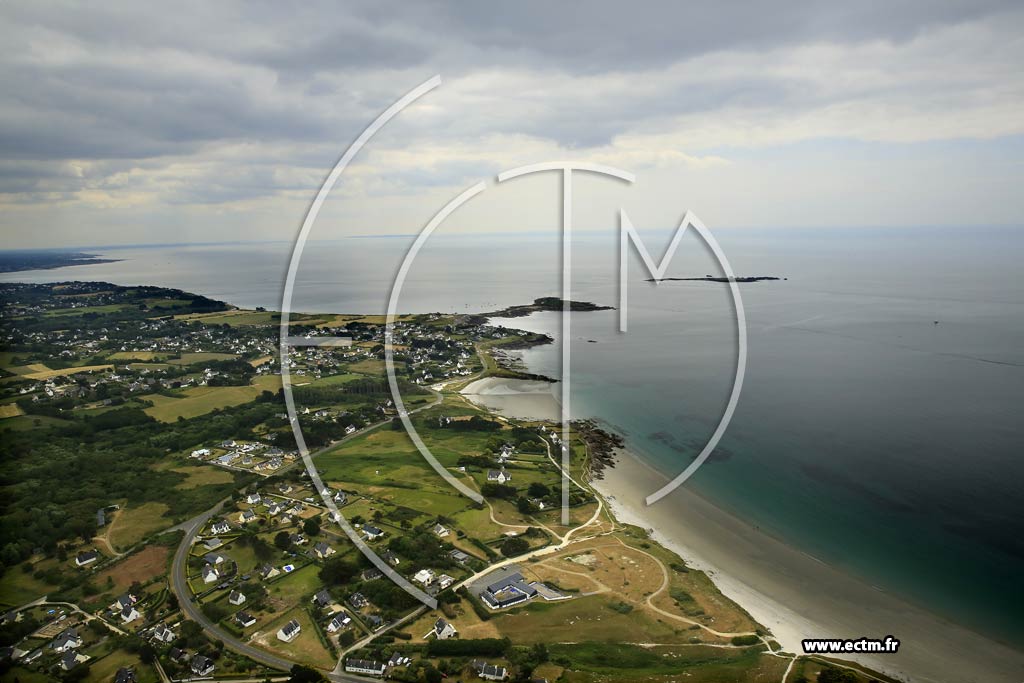 Photo arienne de Trgunc (le Paradis)