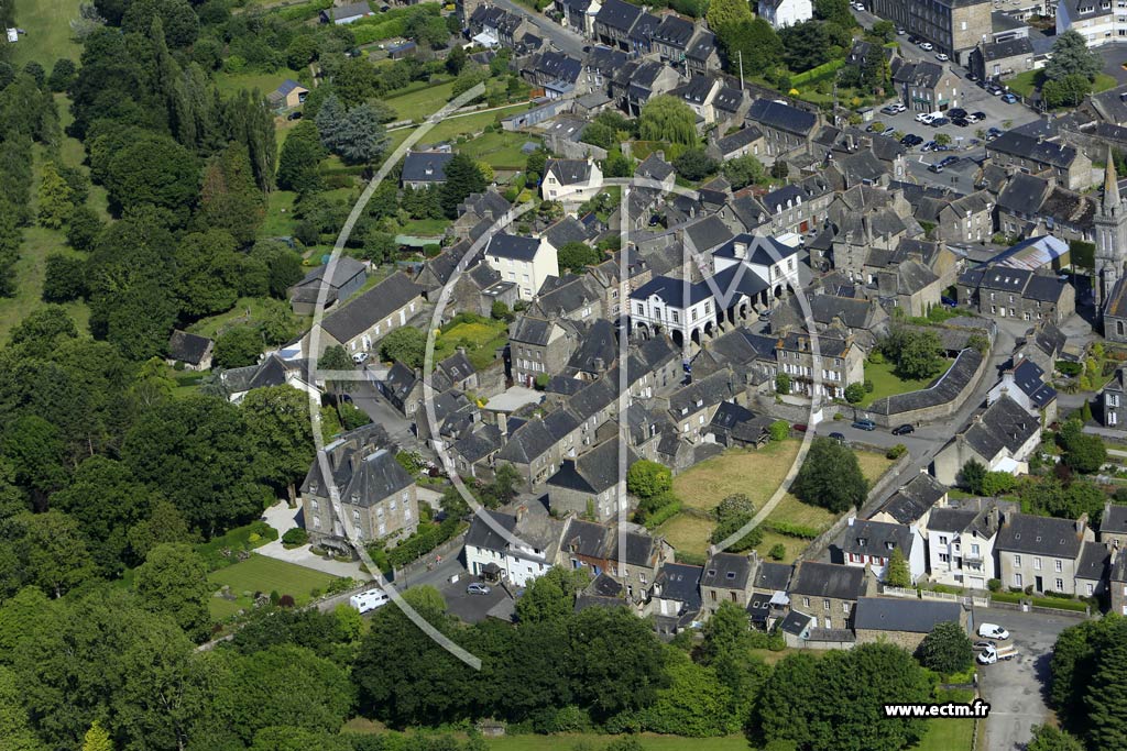 Photo aérienne de Gouarec (Centre)