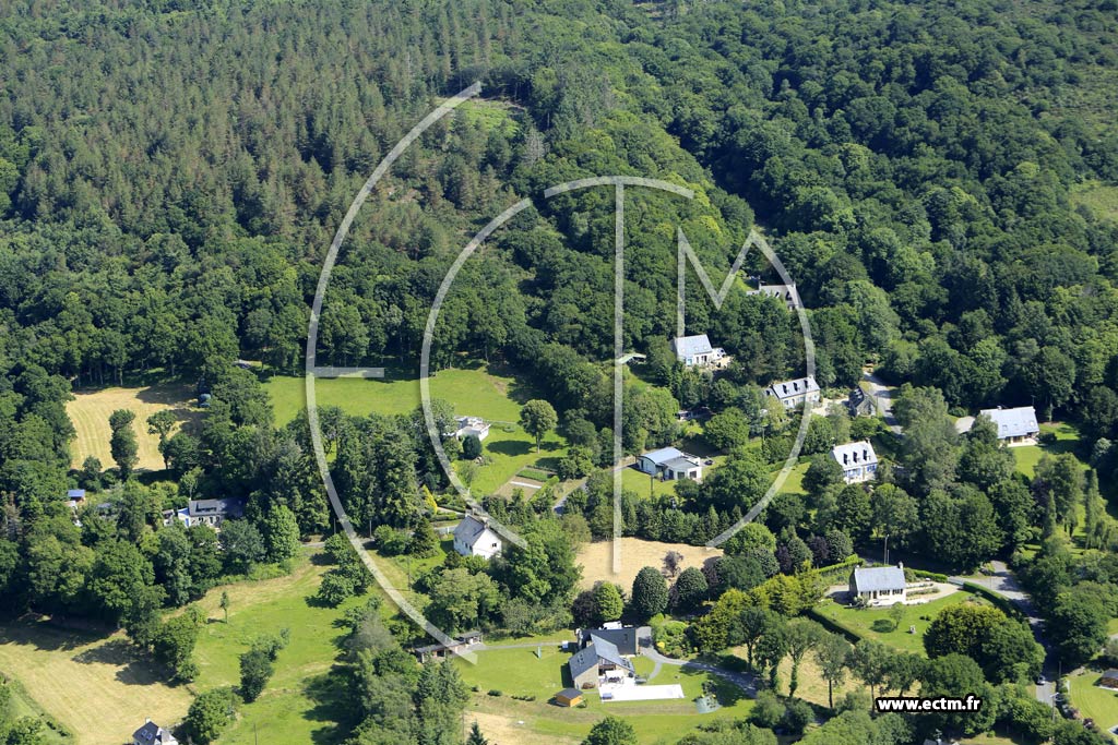 Photo arienne de Saint-Nicolas-du-Plem
