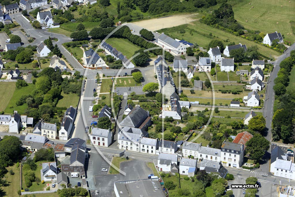 Photo arienne de Plozvet