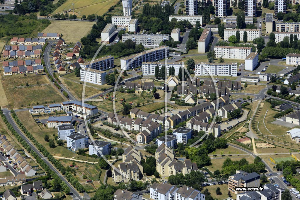 Photo arienne de Beauvais (Agel)